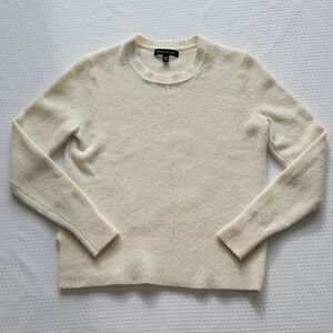 Banana Republic Soft Butter Yellow Crew Neck Long Slv Sweater XS 32% Merino Wool